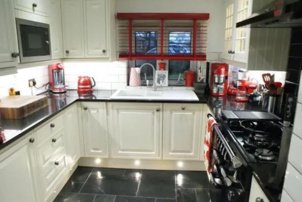 Well Presented 2 Bedroom House Village Holiday Let Strensall Exterior photo